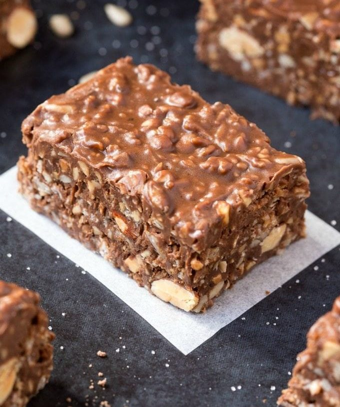 Keto CHOCOLATE CRUNCH BARS