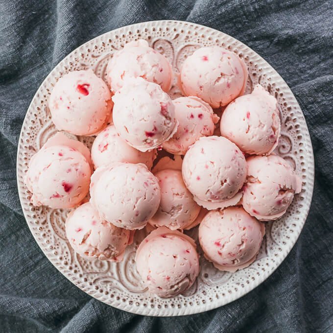 Strawberry Cheesecake Fat Bombs