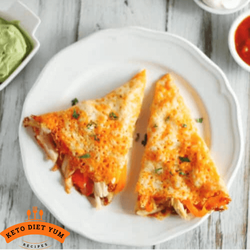 KETO CHICKEN QUESADILLA